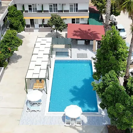 Hillside Apart Hotel